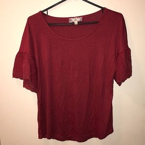 Red t shirt with lace sleeves
